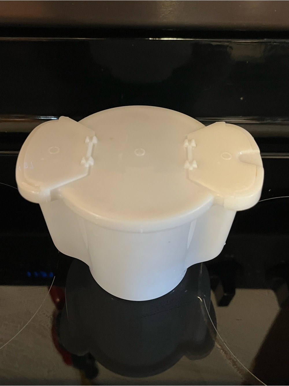 Tupperware sugar keeper - Picture 2 of 4